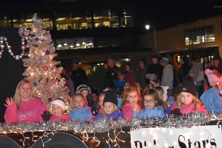 Grand Lighted Holiday Parade Returns In Full Force to Beloit's Downtown