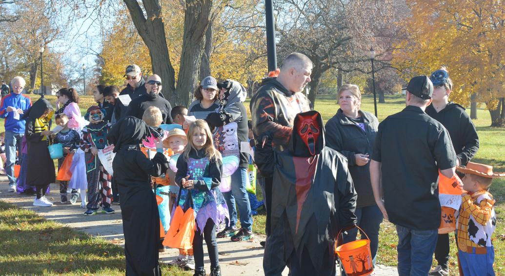 Halloween parade downtown Downtown Beloit Association